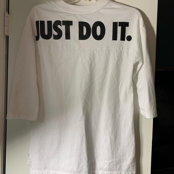 Nike - Picture 2 of 3